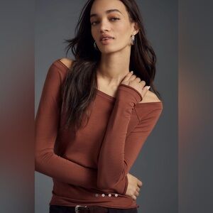 Pilcro Off-The-Shoulder Long-Sleeve Tee